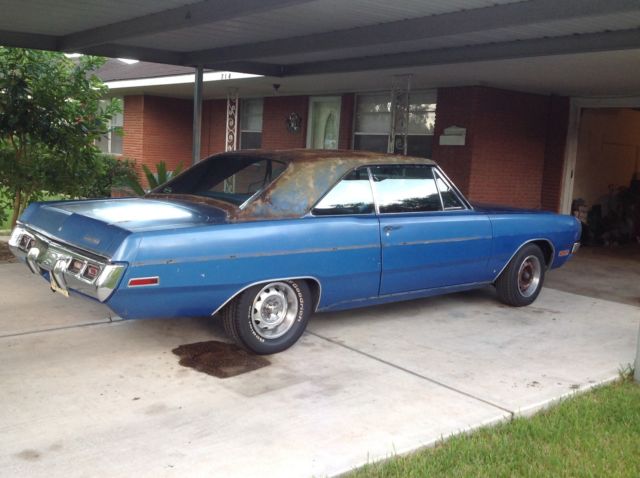 1971 dodge dart swinger hardtop 2-door 3.7l