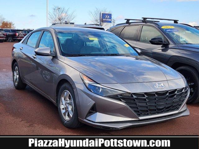 2022 hyundai elantra se