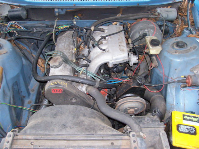 1981 volvo for parts. b-21. gas. rebuilt tranny. limited time offer. not running