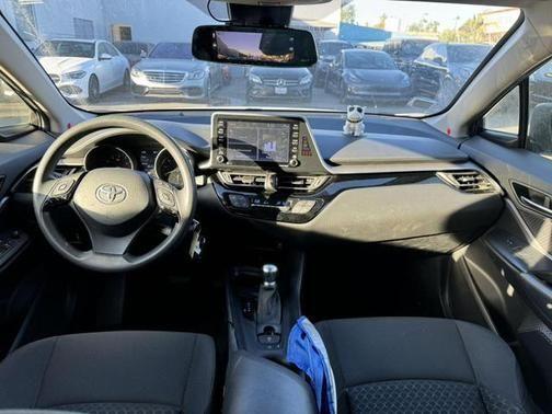 2021 toyota c-hr