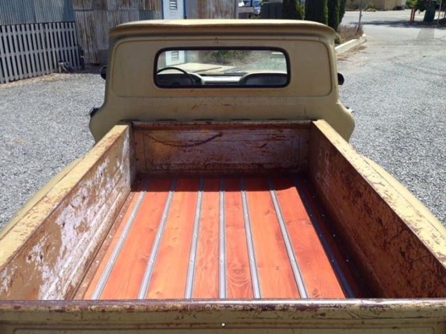 c10 1961 step side shortbed originally from california swb 6 cylinder 3 speed