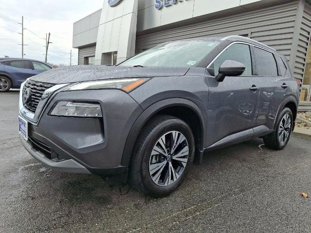 2022 nissan rogue sv