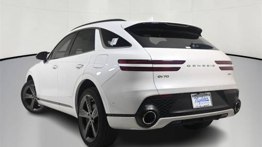 2025 Genesis GV70