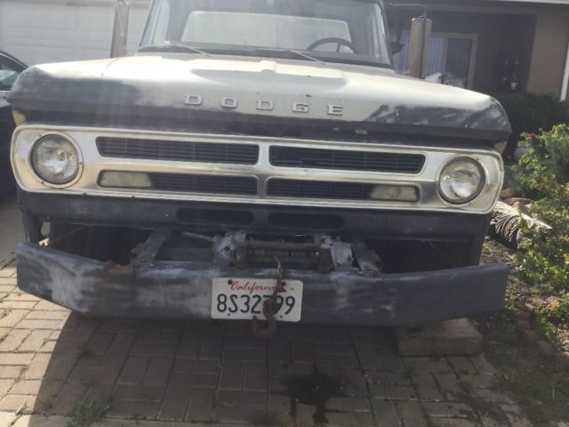1970 dodge w200