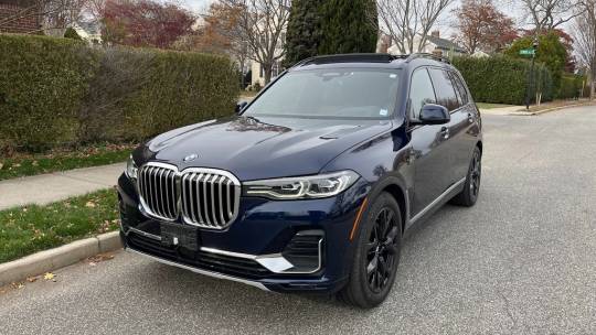 2022 BMW X7