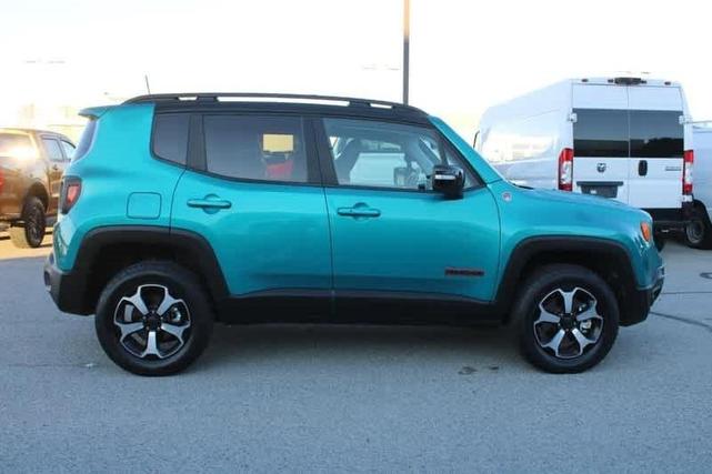 2022 jeep renegade trailhawk