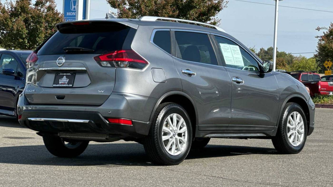 2019 nissan rogue sv