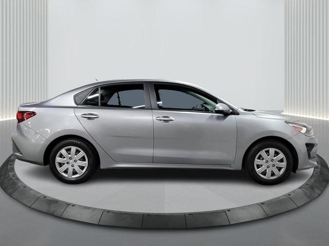 2021 kia rio s