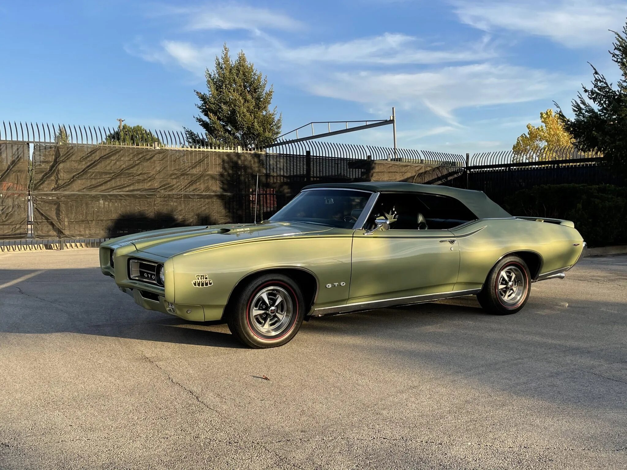 pontiac gto judge