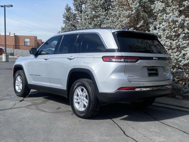 2023 jeep grand cherokee laredo