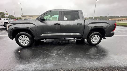 2024 Toyota Tundra sr