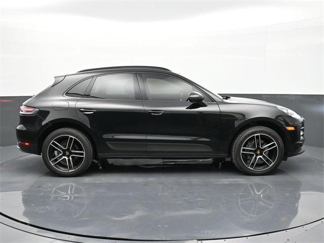 2021 porsche macan base