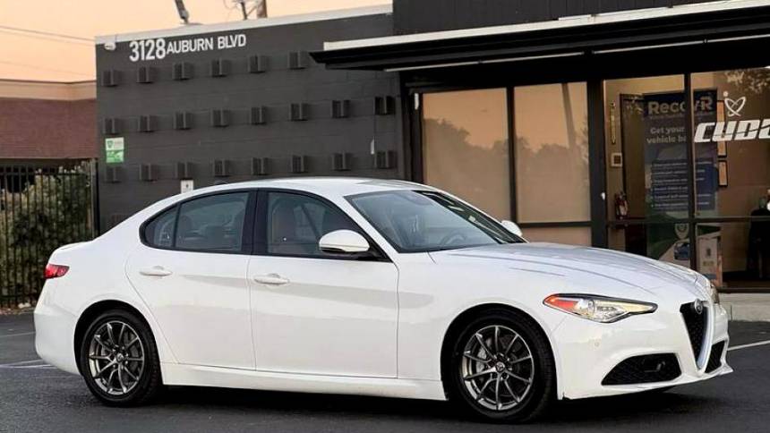 2017 alfa romeo giulia base