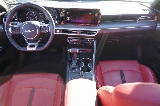 2022 kia k5 gt-line