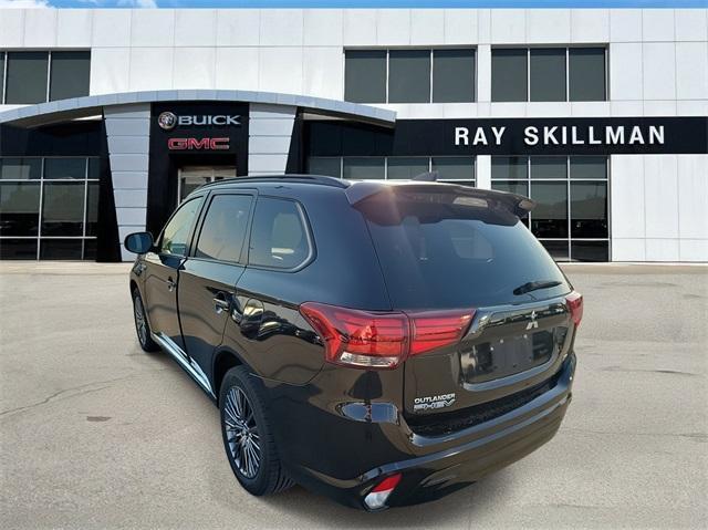2021 mitsubishi outlander phev le