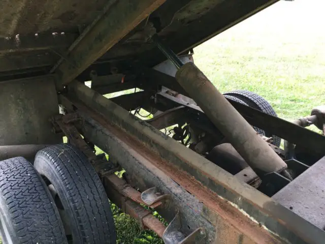 1986 ford f350 dump body truck, dual wheels, 4x2