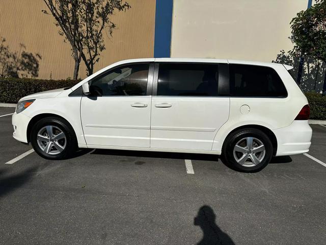 2010 volkswagen routan se