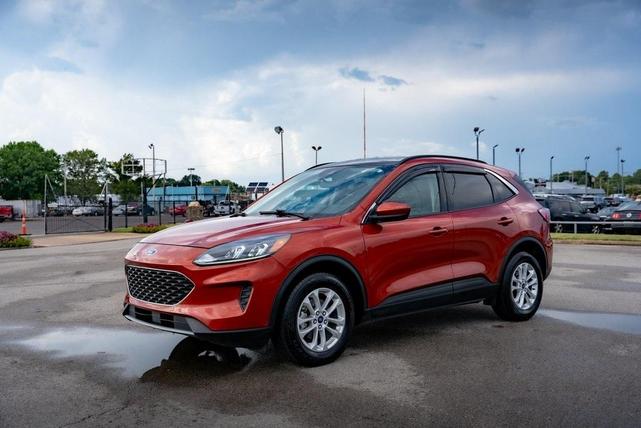 2020 ford escape se