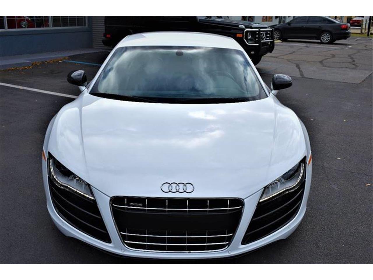 2011 audi r8