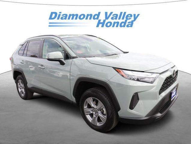 2022 toyota rav4 xle