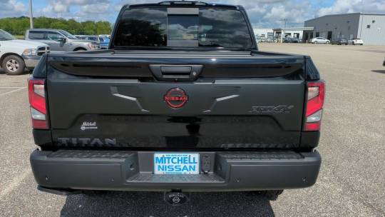 2024 Nissan Titan