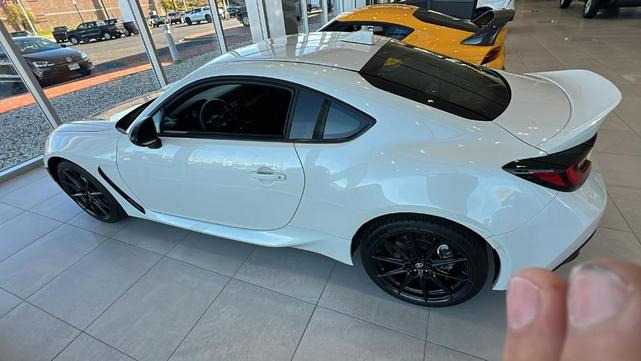 2023 toyota gr86 premium