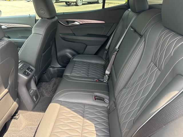 2021 buick envision avenir