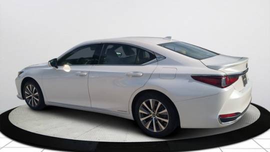 2021 Lexus ES