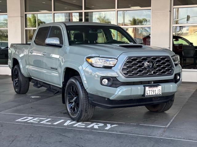 2022 toyota tacoma trd sport