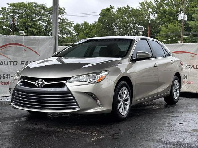 2017 toyota camry le
