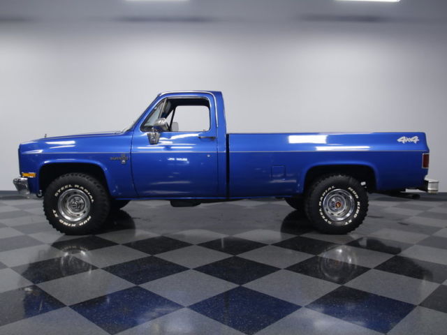 solid, 350 v8, 4 spd, 4wd, pwr steer/front discs, nice criser, value priced, fun