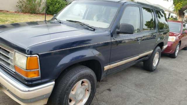 1992 ford explorer xl sport utility 4-door 4.0l