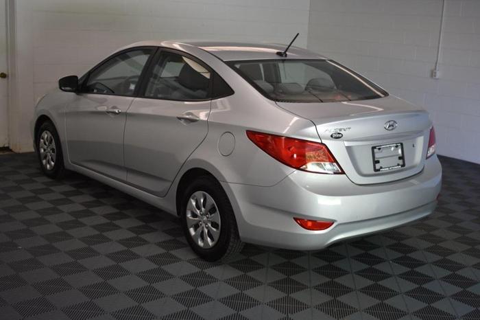 2016 hyundai accent se se 4dr sedan 6m for sale in saco, maine