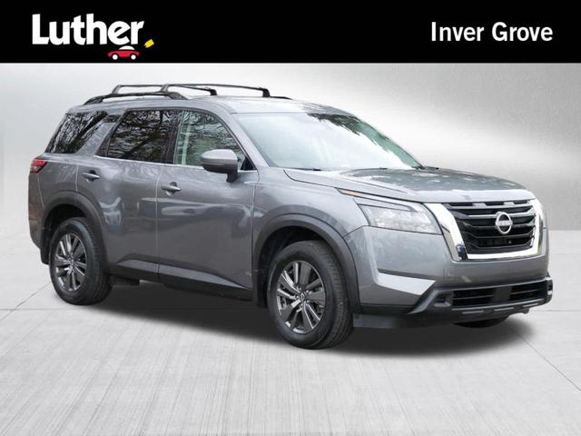 2023 nissan pathfinder sv