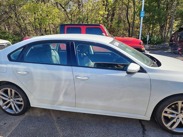 2018 volkswagen passat 2.0t s