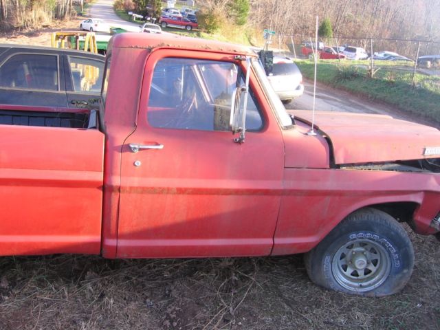 ford ranger f100 1967 4x2 long bed truck wrecked good potential fixer upper