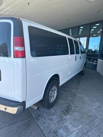 2017 chevrolet express 3500 in saint louis, missouri