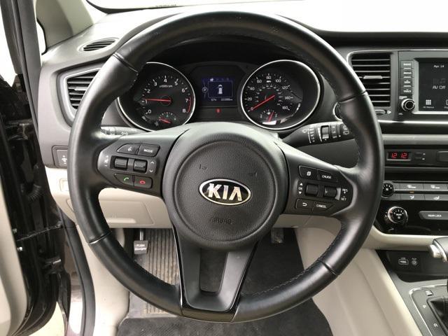 2017 kia sedona lx