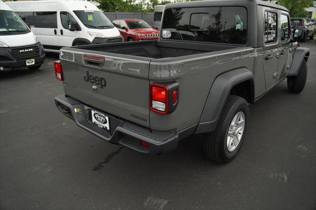 2020 jeep gladiator sport s