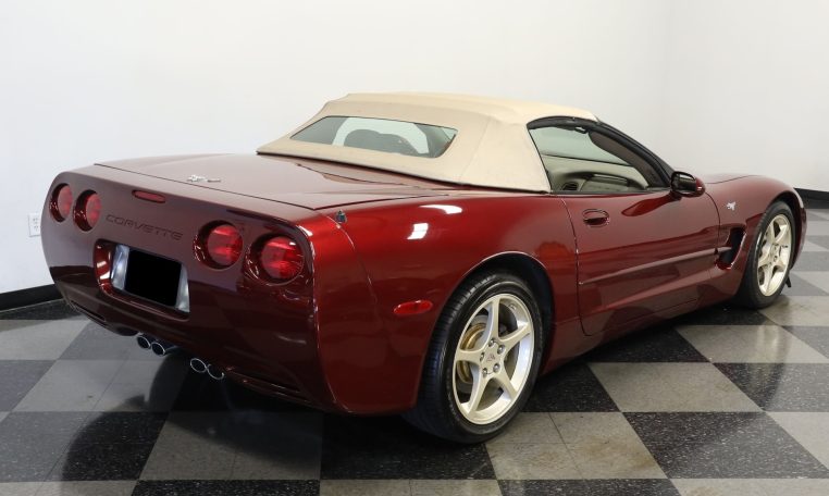 2003 chevrolet corvette 50th anniversary