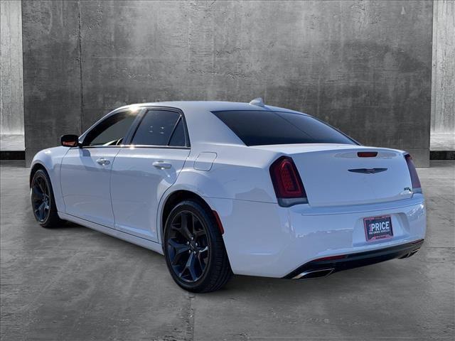 2020 chrysler 300 s