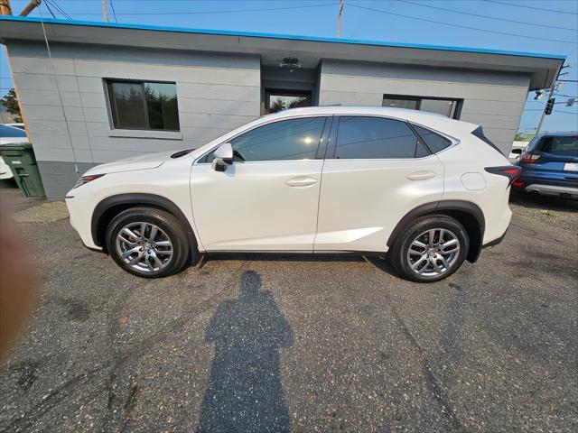 2017 lexus nx 200t base