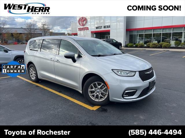 2023 chrysler pacifica touring l