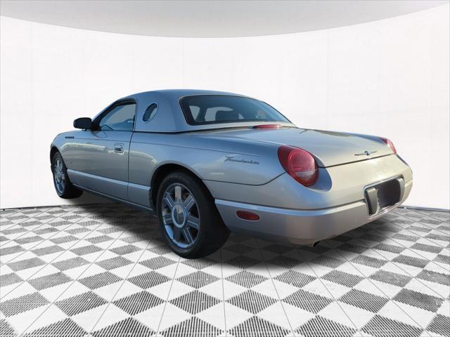 2004 ford thunderbird base