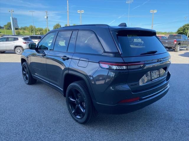 2023 jeep grand cherokee altitude
