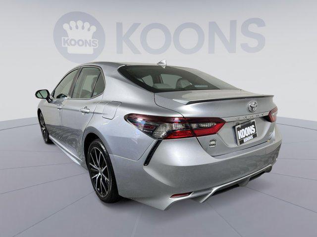 2022 toyota camry se