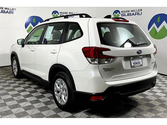 2024 subaru forester base