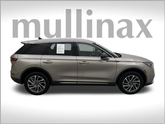 2021 lincoln corsair standard