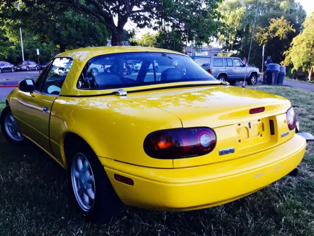 1992 mazda miata sunburst yellow hardtop 73.5k miles sby 1282/1519 no reserve
