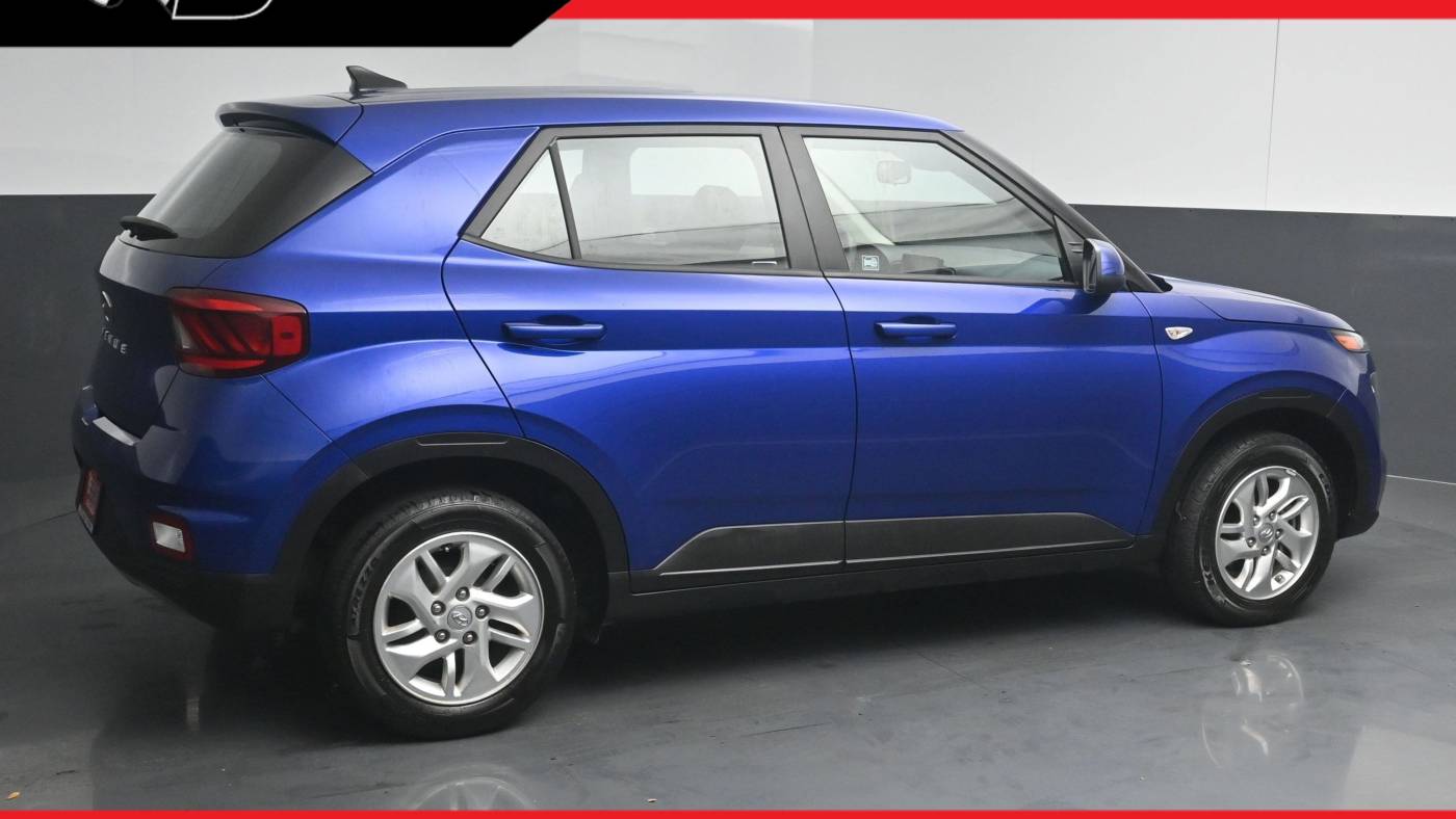 2021 hyundai venue se